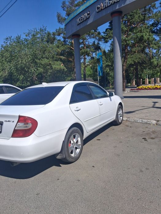 Маишна Camry 30 2003