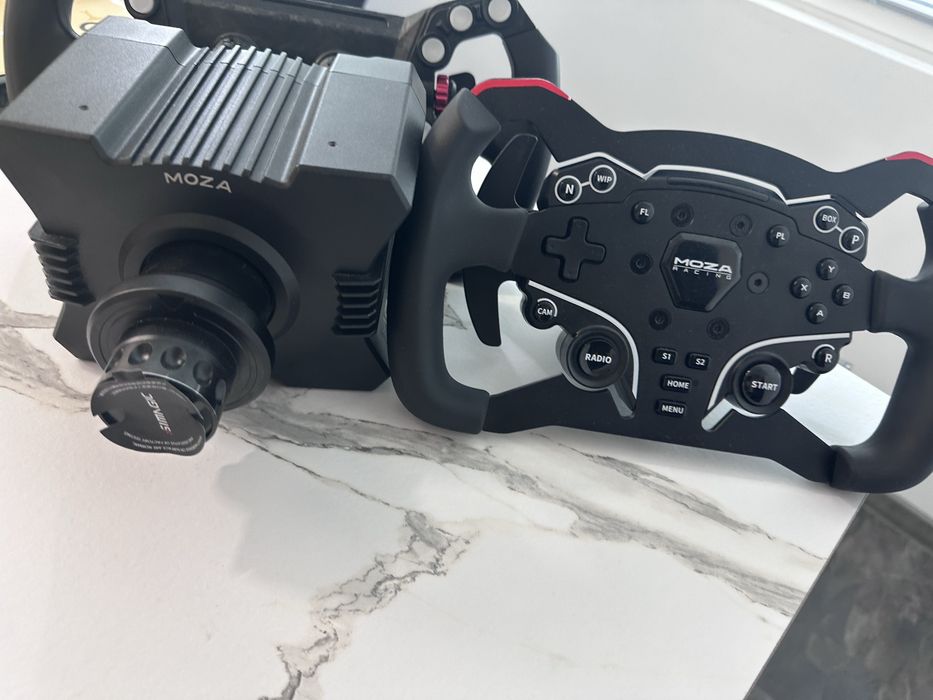 Moza r5 ES formula mod wheel + SR-P pedals + load cell mod + brake performance kit