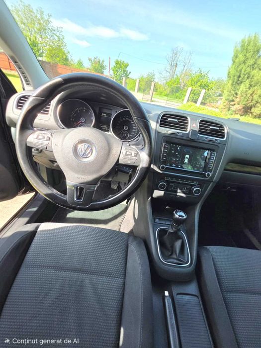 WV Golf 6, an 2011, negru