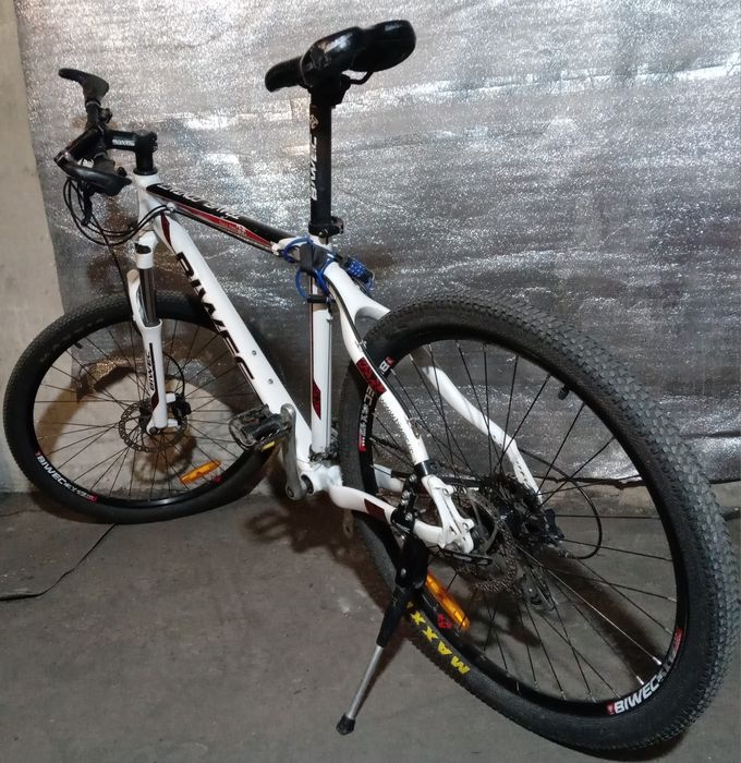 Велосипед BIWEC.