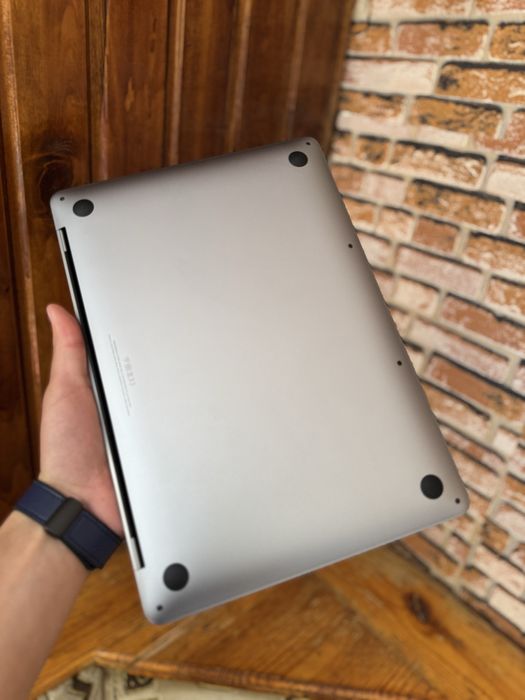 MacBook Pro M1 16/512   85%