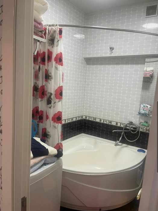 Срочно продается квартира 4 комната