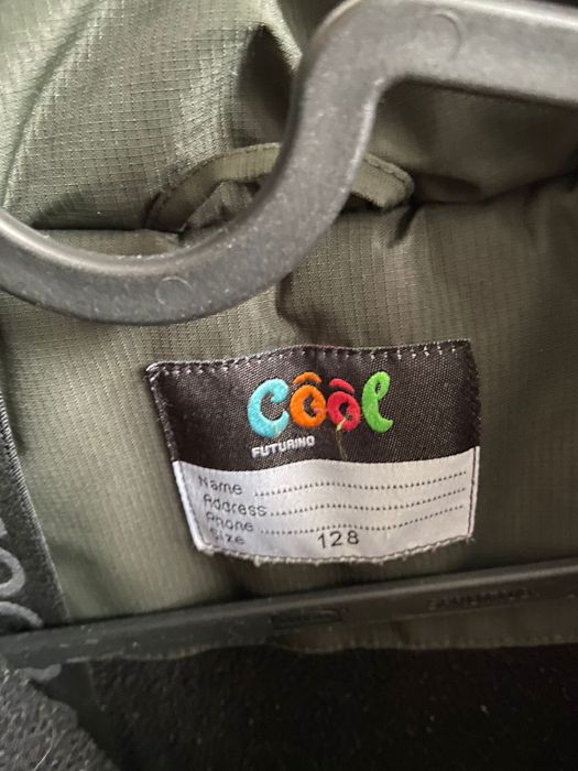 Продам детскую куртку