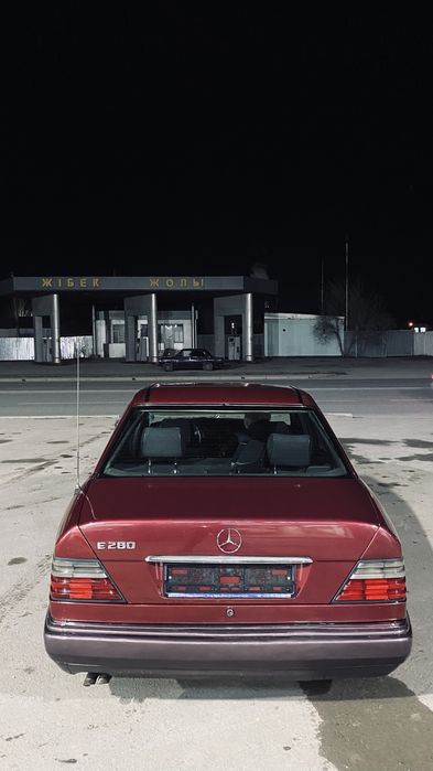 Мерседес бенз е280