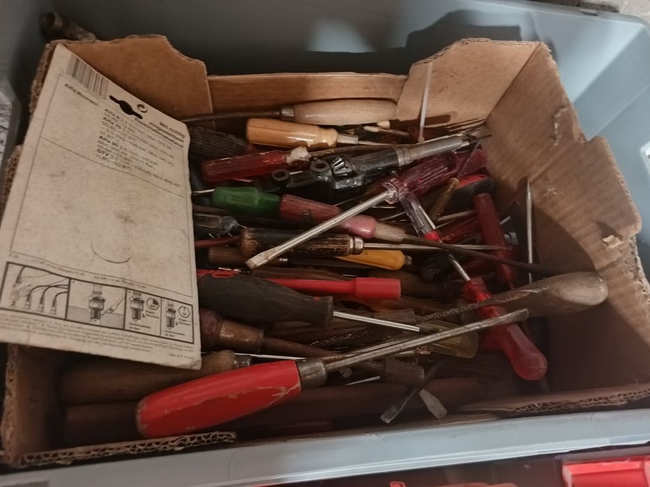 Продавам Всякакви инструменти