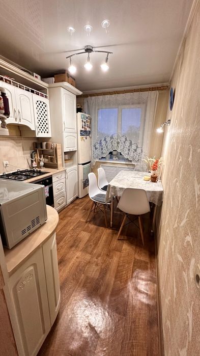 Продам 3х ком квартиру район 7 школы