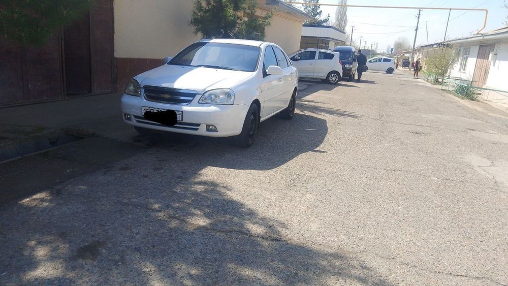 Lasetti 1.8 mexanika mator chotki xadavoy yangi qilingan manitor mers