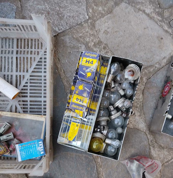 Авточасти (автокрушки, тампони, накладки и други)