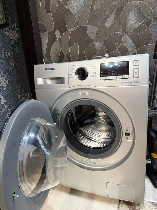 Машинка стиральная Самсунг