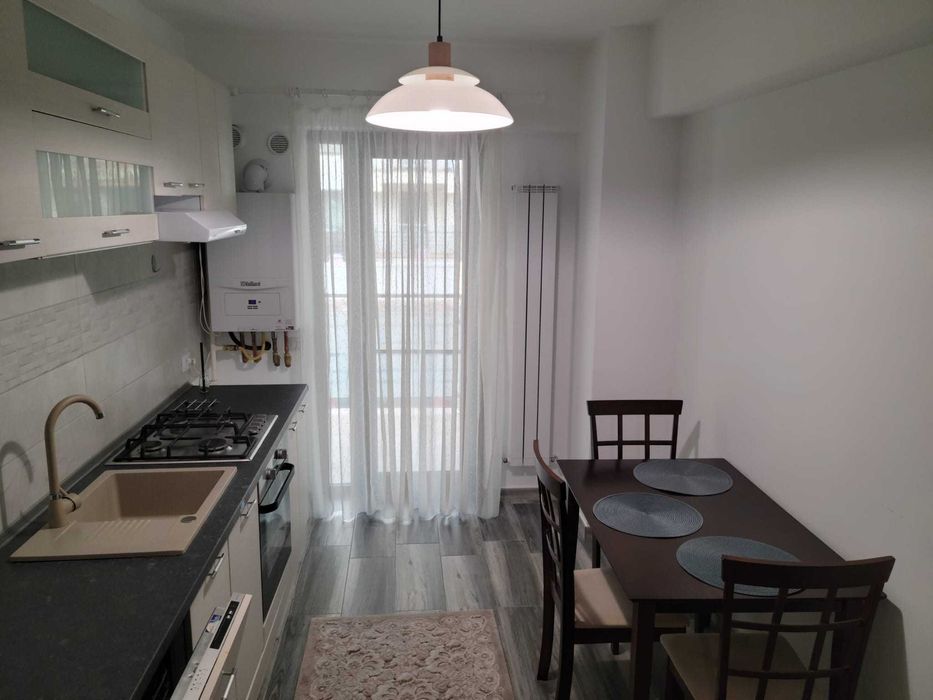 Inchiriez apartament cu 1 camera