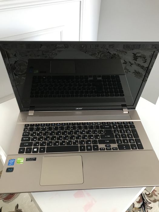 Ноутбук Acer aspire V3
