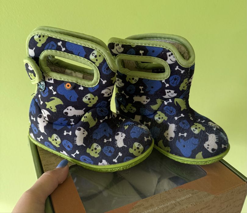 Vand Bogs marimea 23