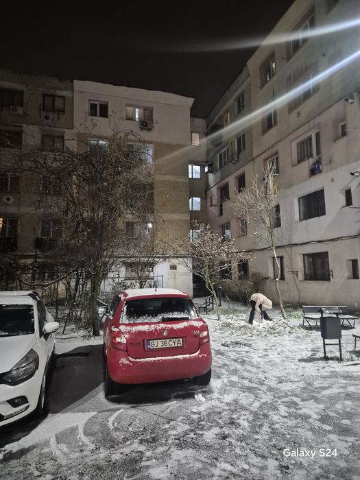 Vând Apartament 2 camere Tg Jiu