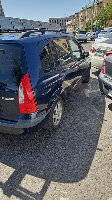 Мазда премаси 1.8 автомат 2001год
