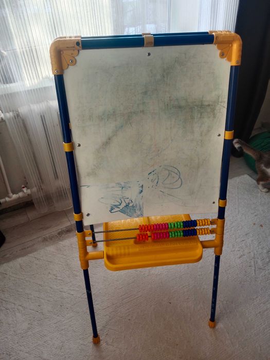 детский стол+стул и доска