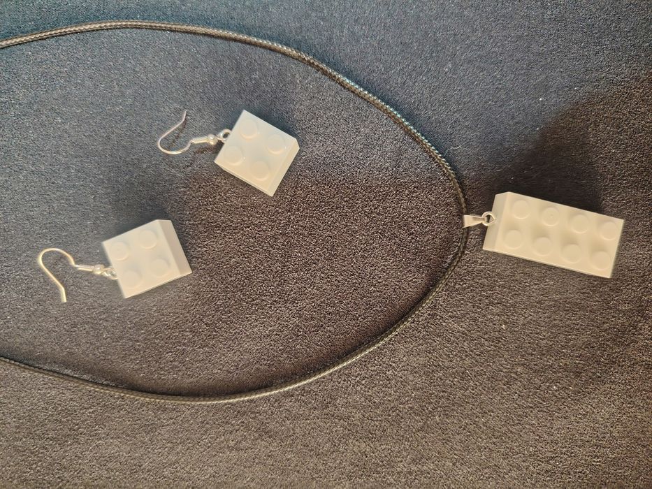 Нов комплект обеци и колие Lego