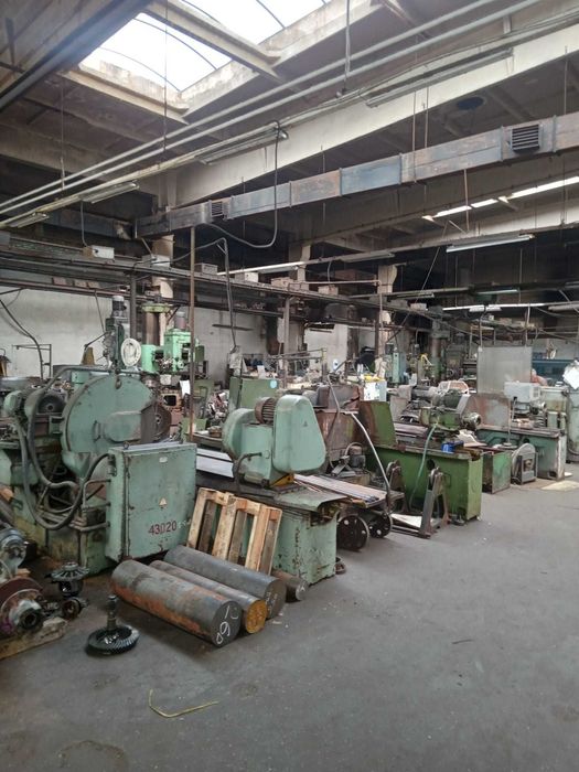 Confectionat pinioane si axe UTILAJE