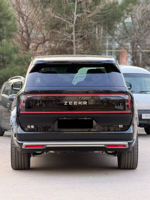 Bugun sotuvimizda Zeekr 9X