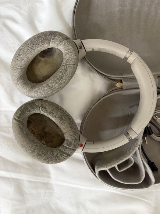 Casti Over the Ear Sony WH-1000XM4 Bluetooth