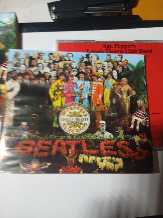 CD  1987 Beatles Sgt.Pepper's Lonely Hearts Club Band