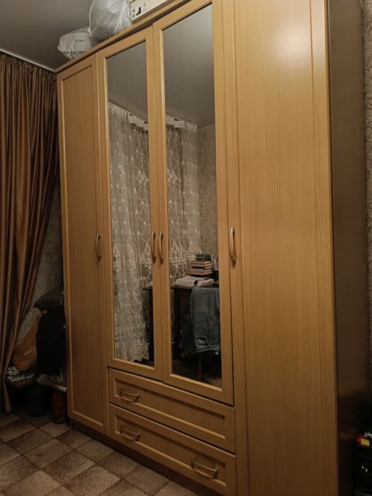 Продам шкаф. Б/у