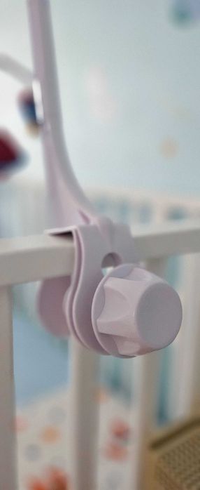 Музикална въртележка за легло и кошара Babyono