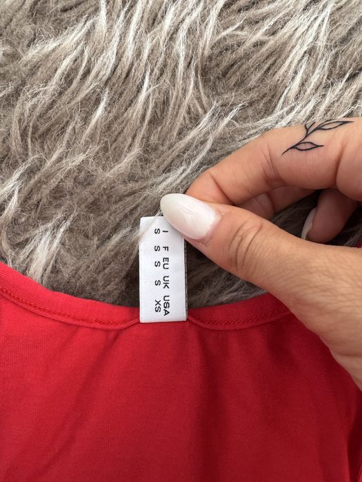 Оригинални блузи, бодита- Guess и Moschino