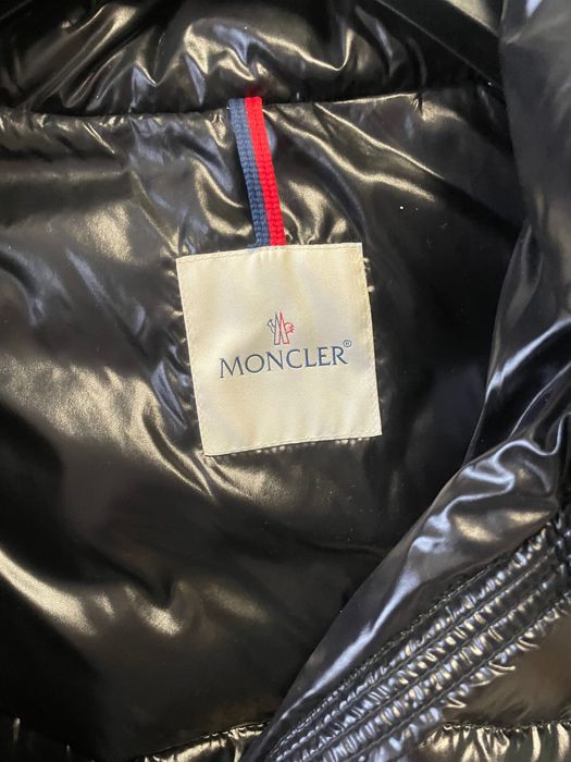 Geaca Moncler puf nepurtata