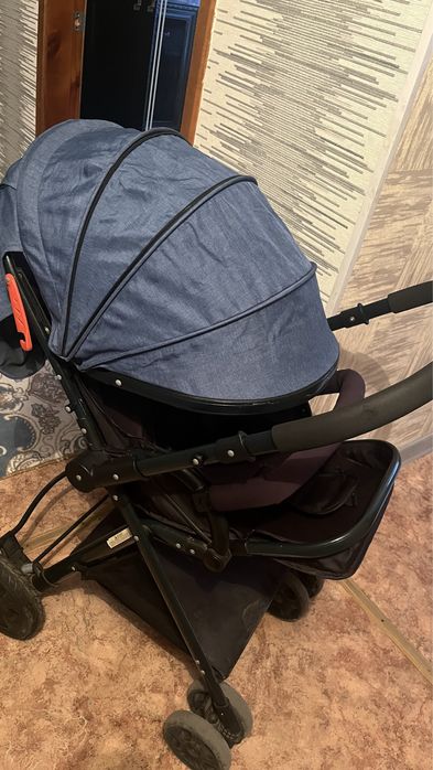 Продам детскую коляску