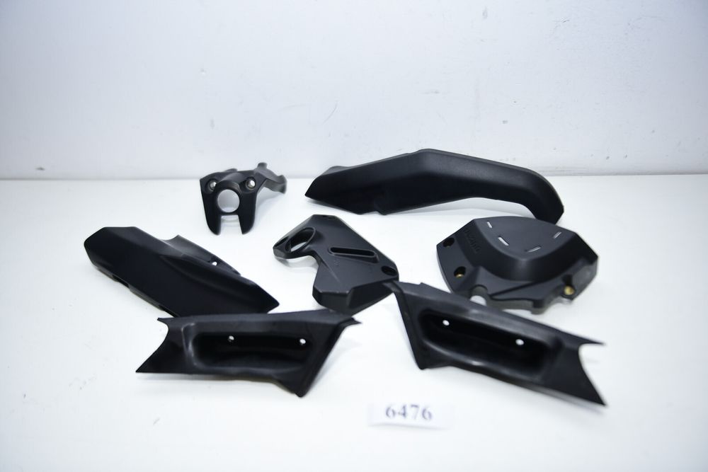 Ducati Monster 2017-2022 821 Plastice ornamente radiator