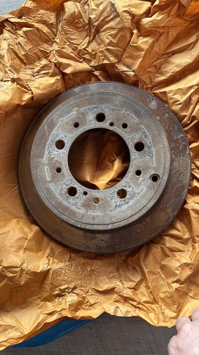 Диски тормозные задние Land cruiser 200