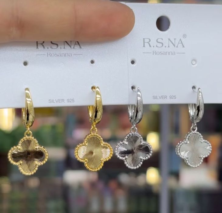 Наборы бижутерии