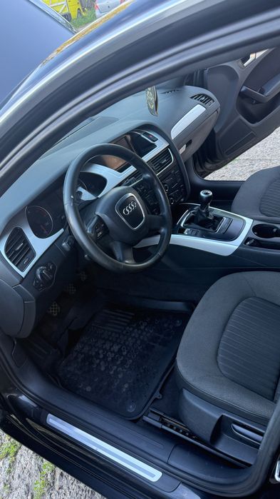 Vând Audi A4 B 8 2.0 tdi