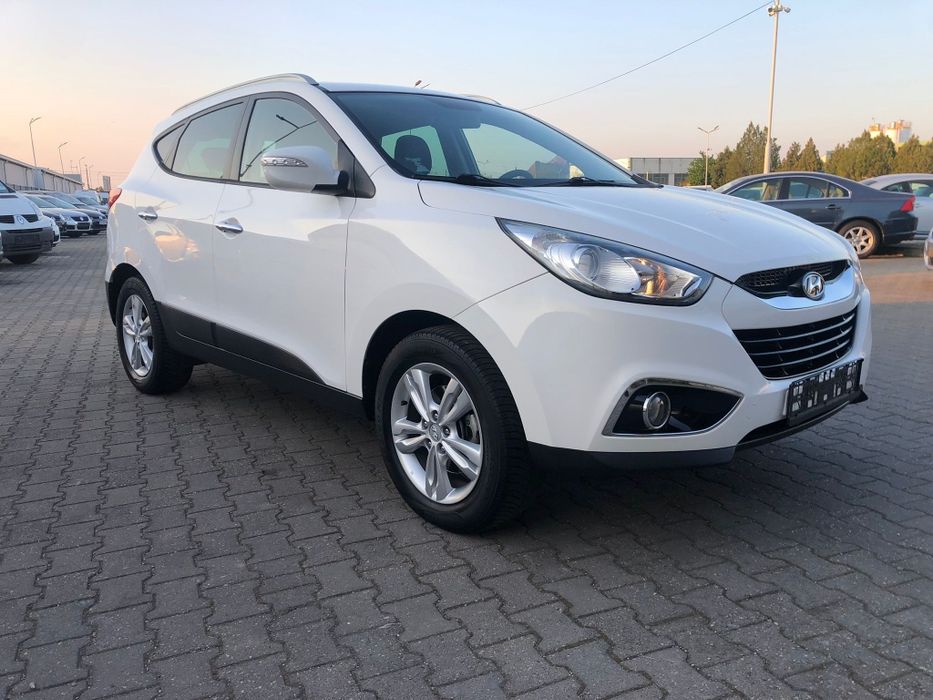 Hyundai ix35 / An 2011 / 2.0 Diesel 140Cp E5 / Clima