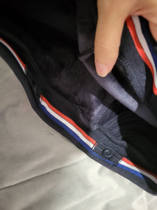 Продам брюки новые Jacadi с начесом