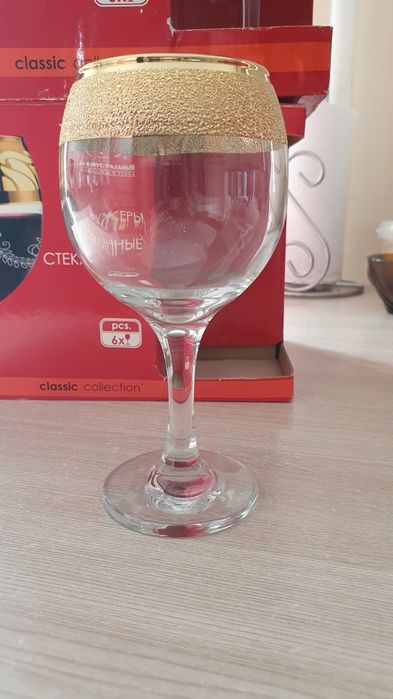 Продам фужеоы и рюмки