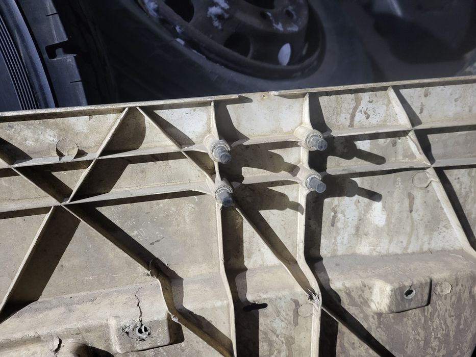 Продам капот на шахман