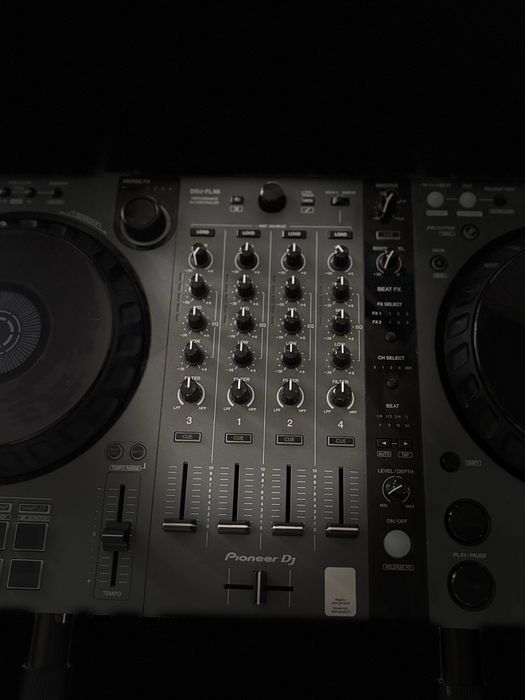 Pioneer DDJ-FLX6 4-channel
