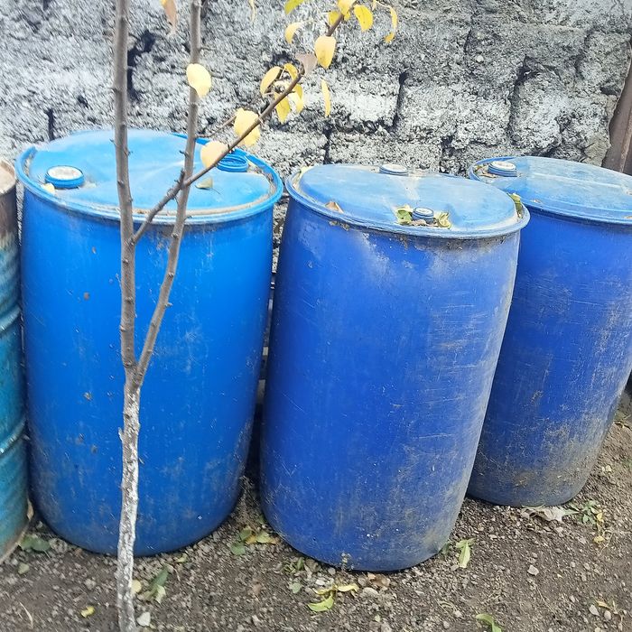Продам пластиковые бочки