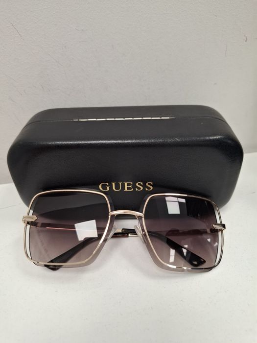 Слънчеви очила Guess