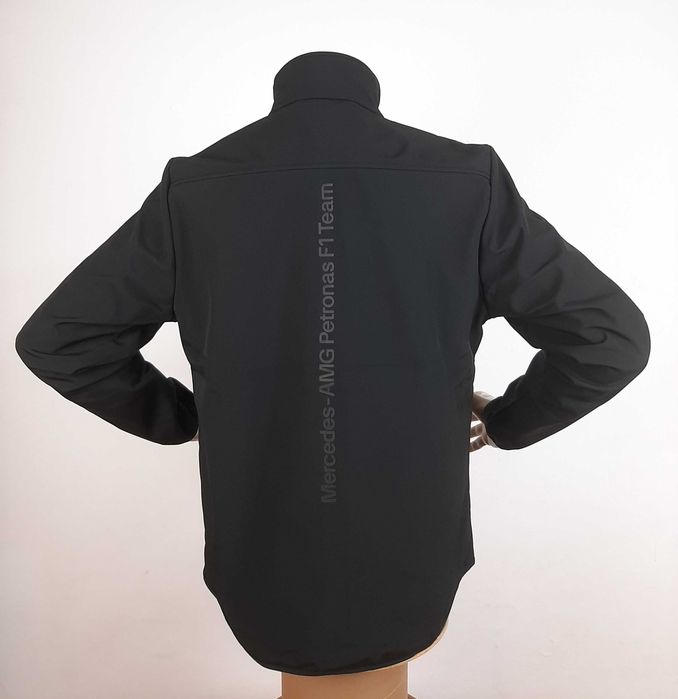Mercedes AMG F1 Softshell - Оригинално мъжко софтшел яке