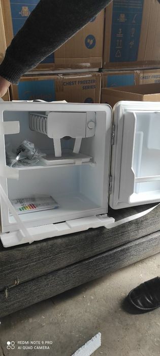 Мини холодильник Midea. Доставка бесплатно.