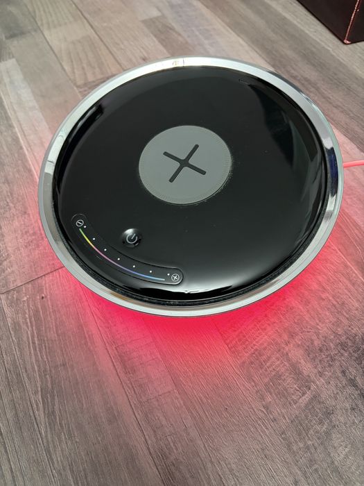Incărcător telefon wireless si lampă RGB