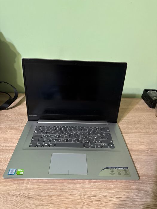 Лаптоп Lenovo IdeaPad 320S-15IKB / i7-8550U / 8GB RAM / 1TB HDD / Windows 11