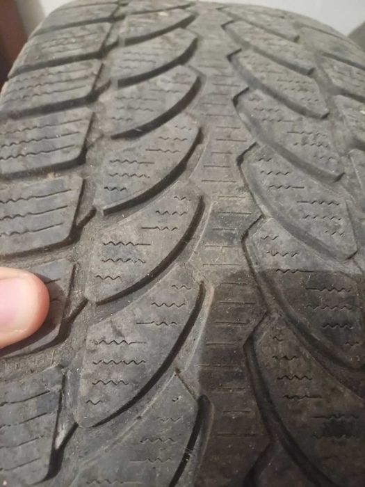 4 зимни гуми с джанти