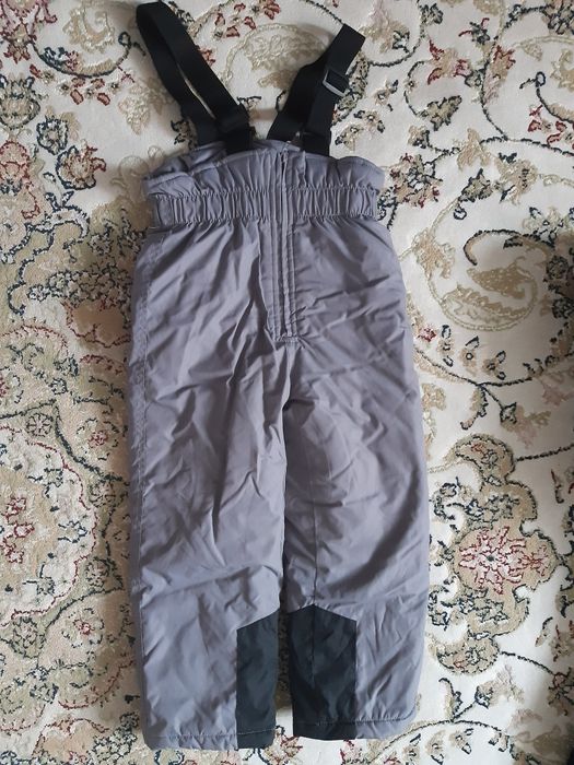 Комбинезон зимний на девочку 4-5 лет