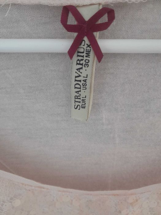 Bluză cu paiete Stradivarius