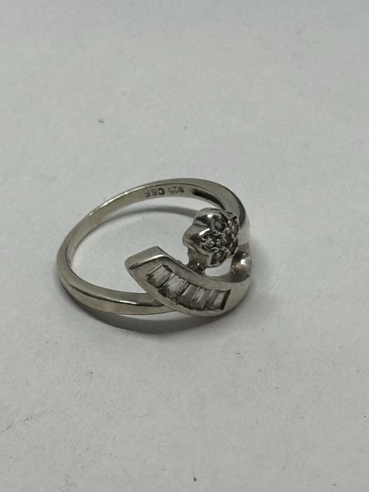 сребърен дамски пръстен 3.35гр 925