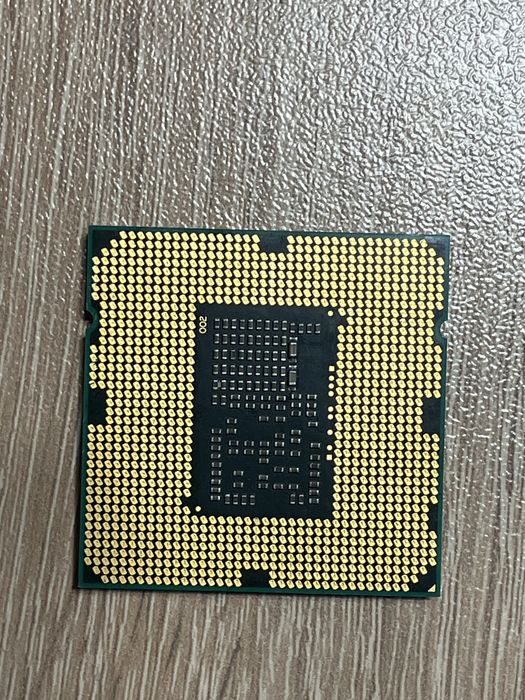 Продавам процесор i5-650