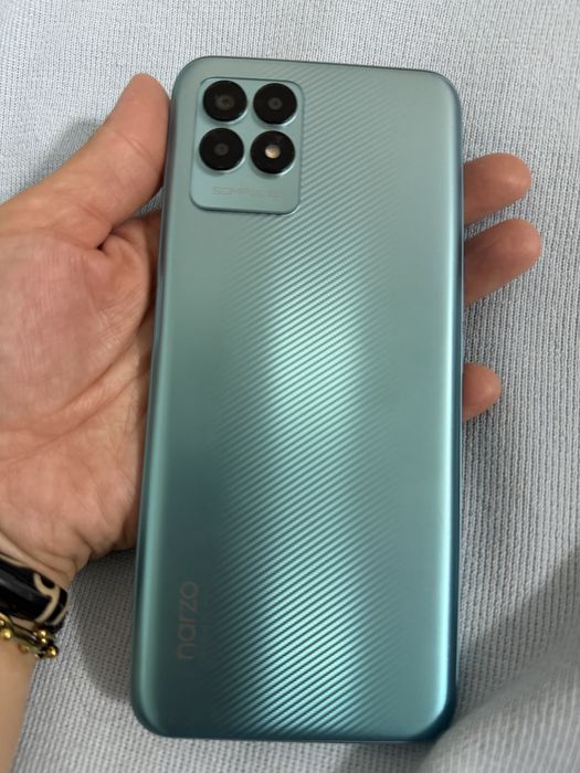 Телефон Realme narzo 50